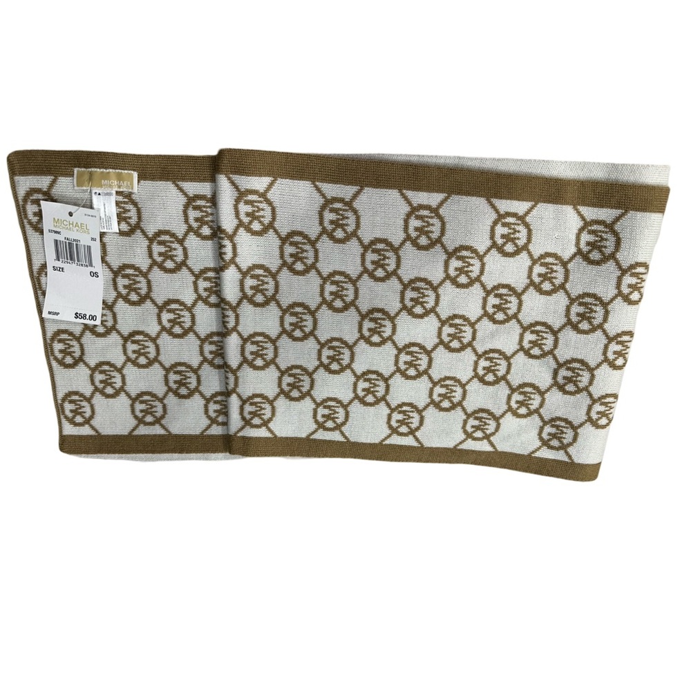 Michael Kors Reversible Logo Scarf Tan & White MK Monogram Knit NWT Winter Wrap - Picture 3 of 7